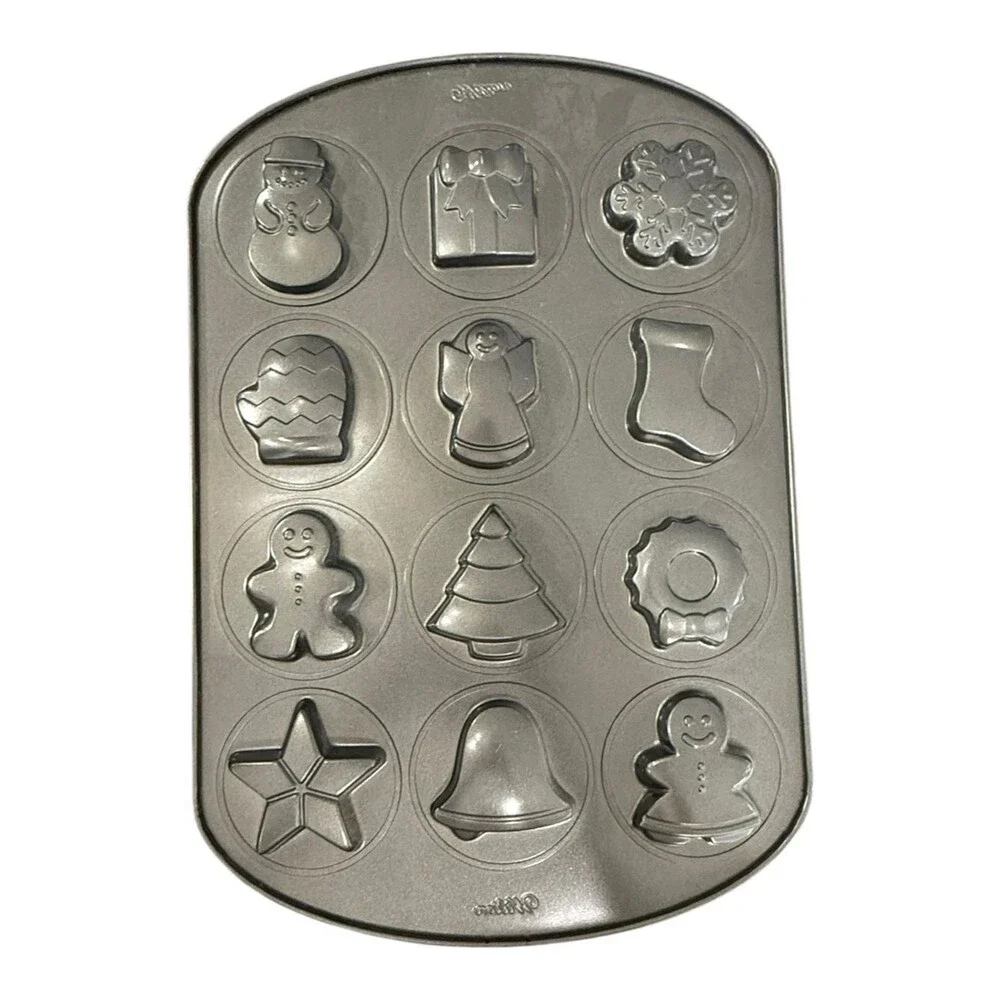 Wilton 12-Cavity Non-Stick Festive Christmas Festive Holiday Cookie Baking Pan.